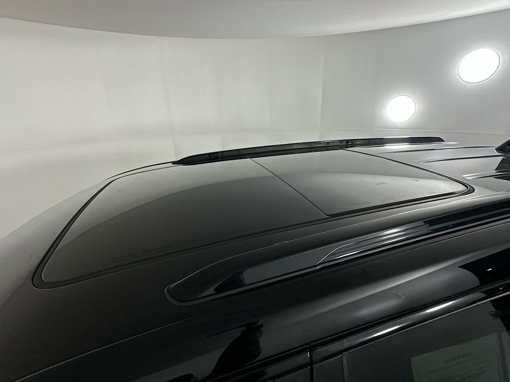 Certified 2025 Jeep Grand Cherokee L Summit w/ Obsidian Package image 34