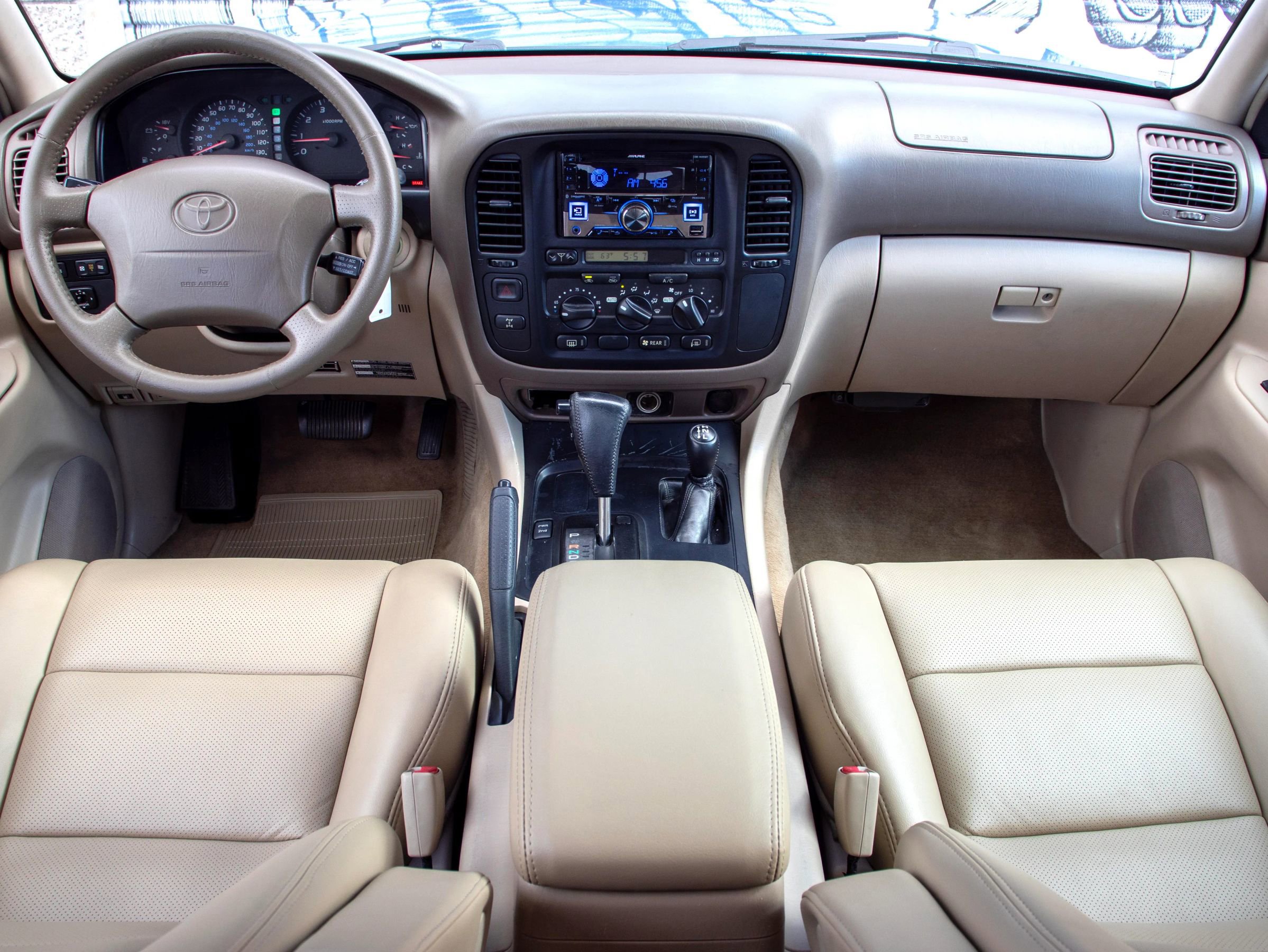 Used 2000 Toyota Land Cruiser AWD/4WD image 11