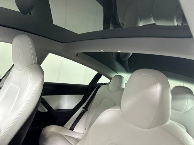 Used 2018 Tesla Model 3 Long Range image 12