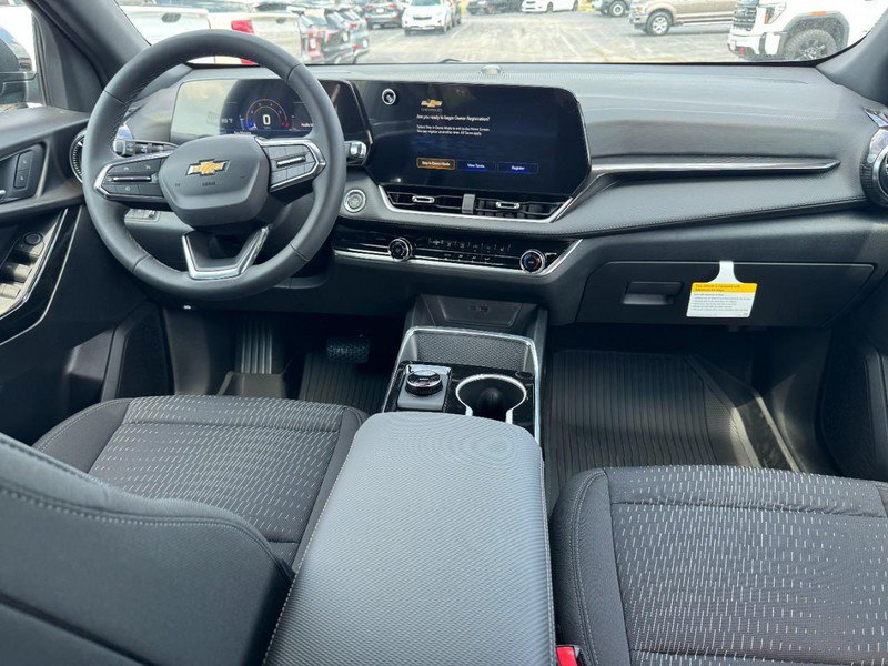 New 2027 Chevrolet Equinox LT w/ LPO, Floor Liner Package AWD/4WD image 26
