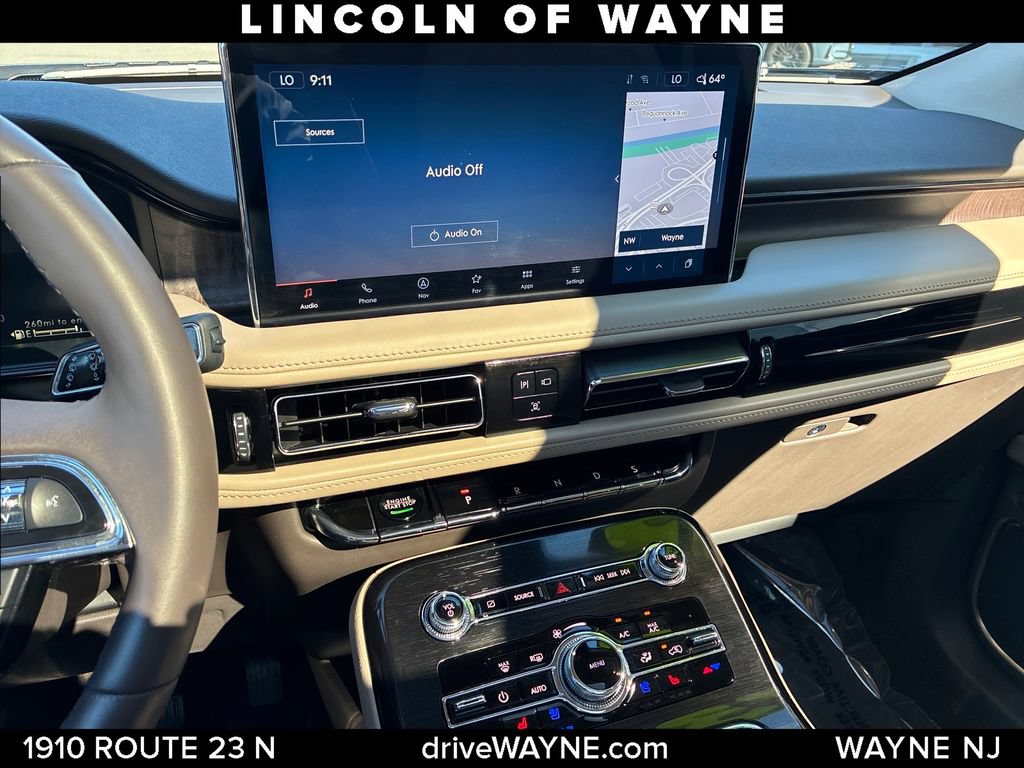 Certified 2023 Lincoln Nautilus Reserve w/ Luxury Package AWD/4WD image 19