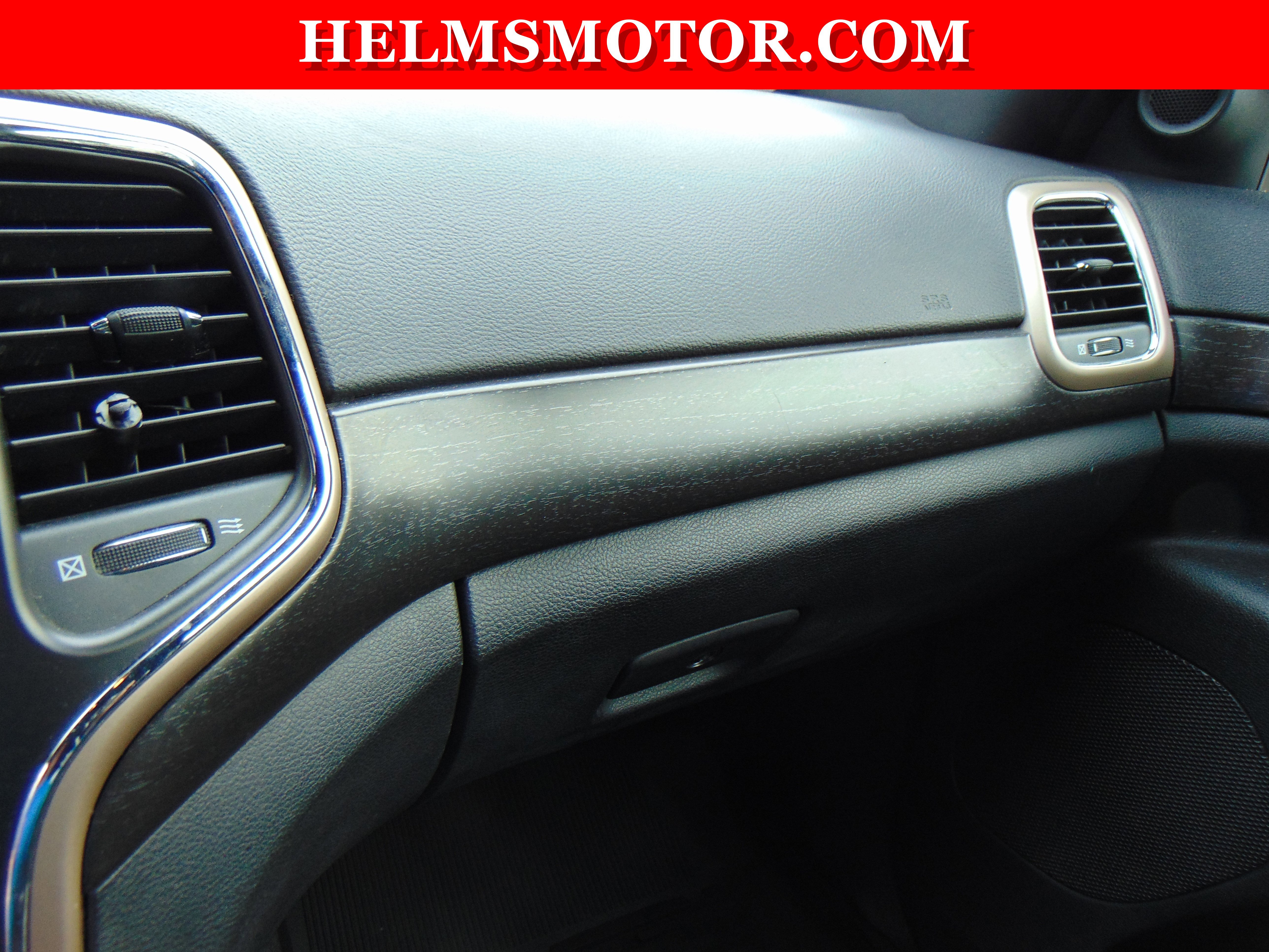 Certified 2017 Jeep Grand Cherokee Laredo w/ Quick Order Package 2BE image 33