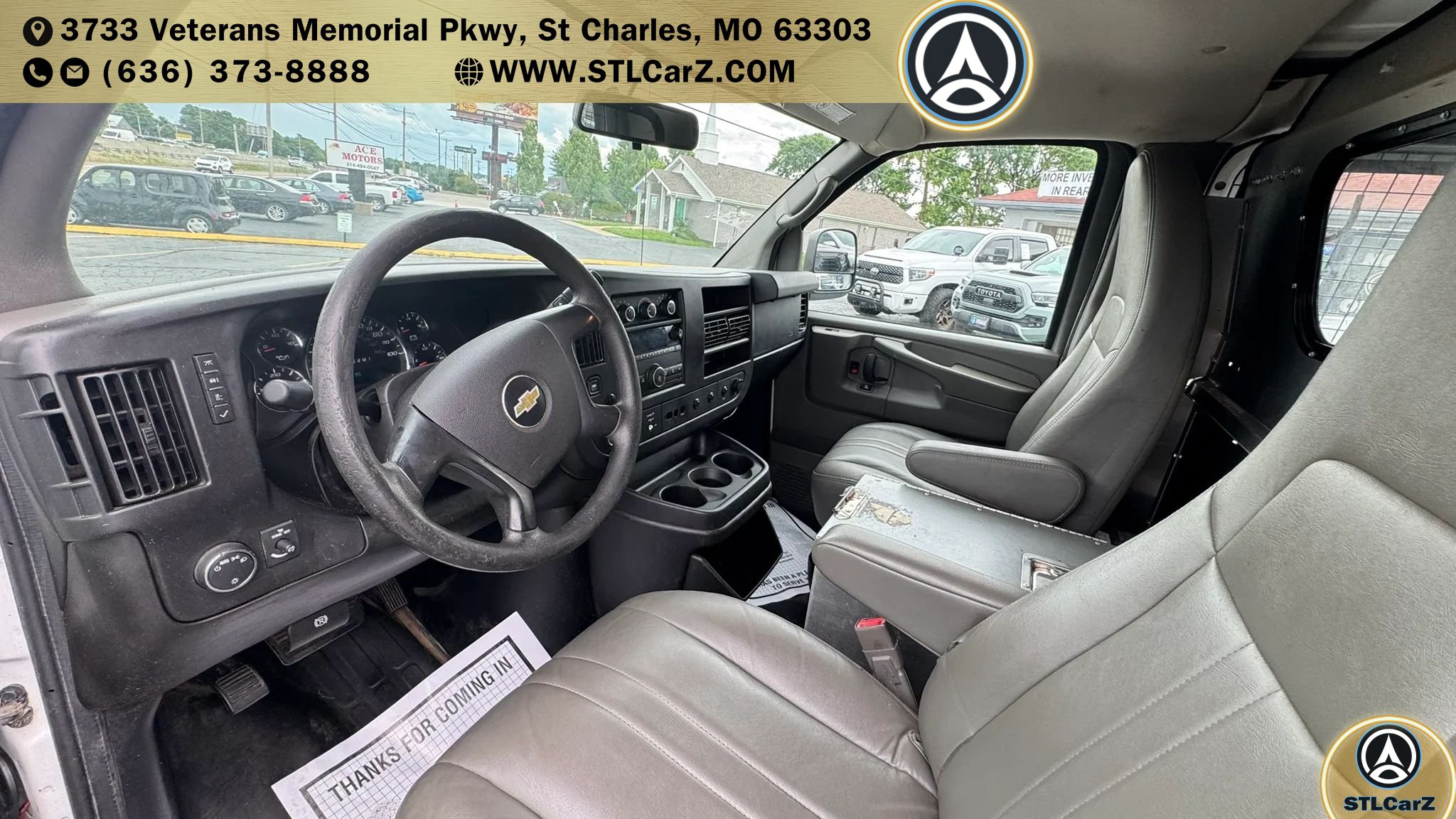 Used 2015 Chevrolet Express 2500 RWD image 9