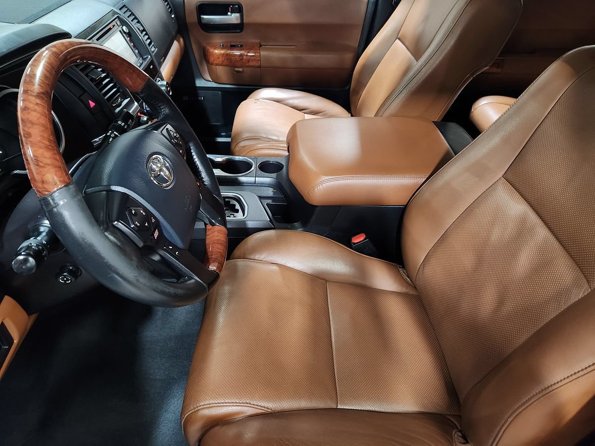 Used 2019 Toyota Sequoia Platinum RWD image 31