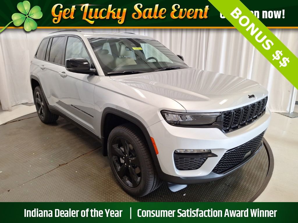 New 2025 Jeep Grand Cherokee Limited w/ Black Appearance Package image 1