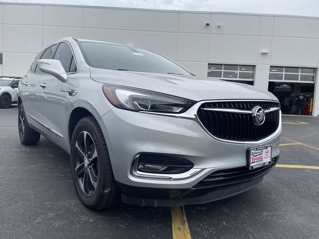 Used 2020 Buick Enclave Essence w/ Sound and Sites Package AWD/4WD image 10