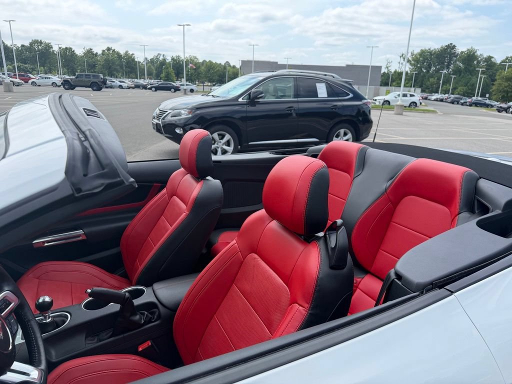 Used 2022 Ford Mustang GT Premium w/ Equipment Group 401A RWD image 54