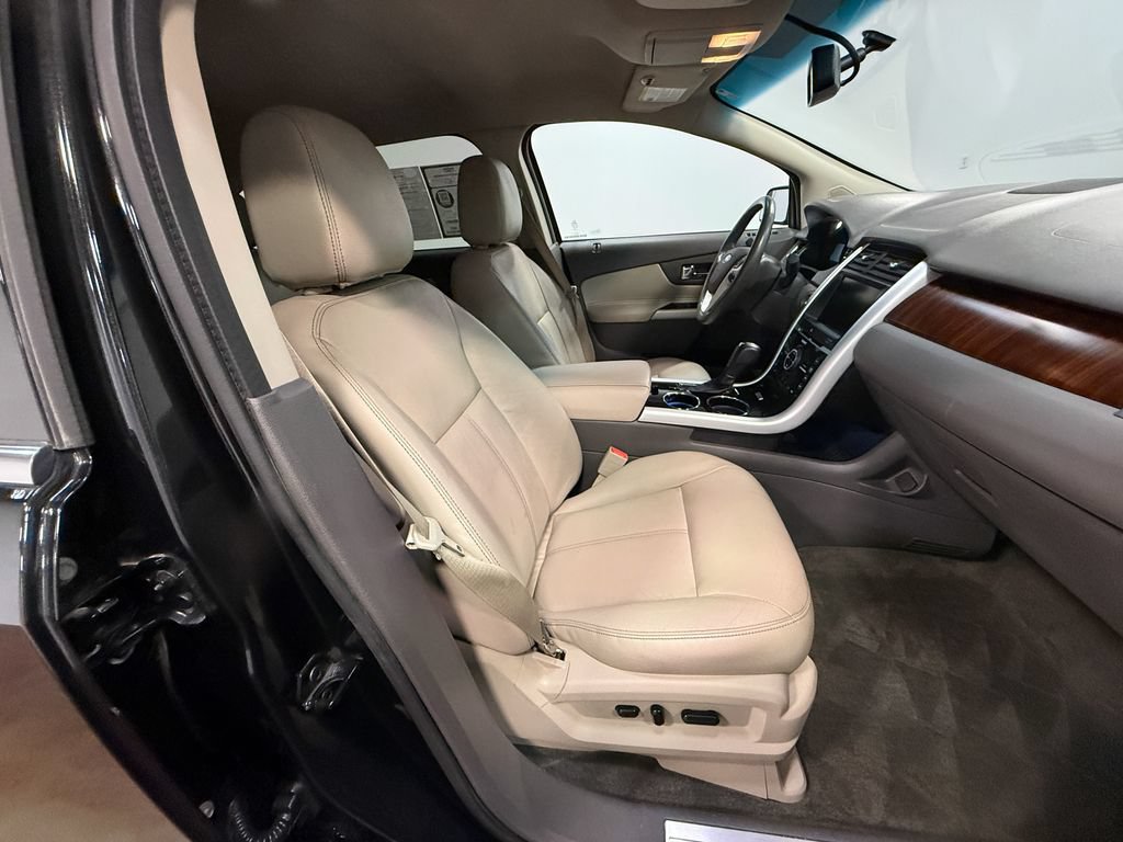 Used 2014 Ford Edge Limited FWD image 13