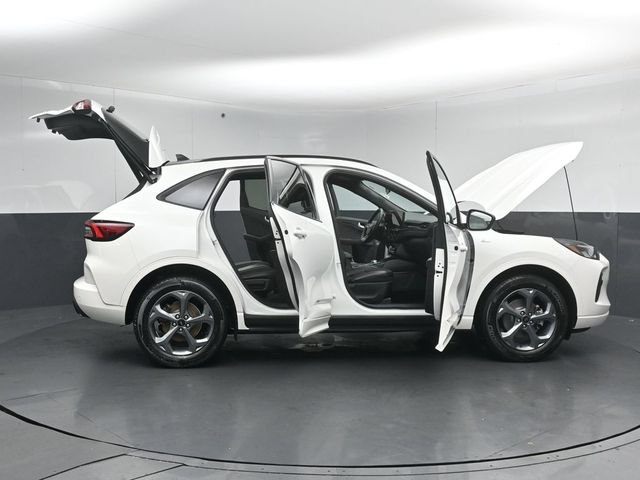Certified 2024 Ford Escape ST-Line w/ Tech Pack #1 AWD/4WD image 61