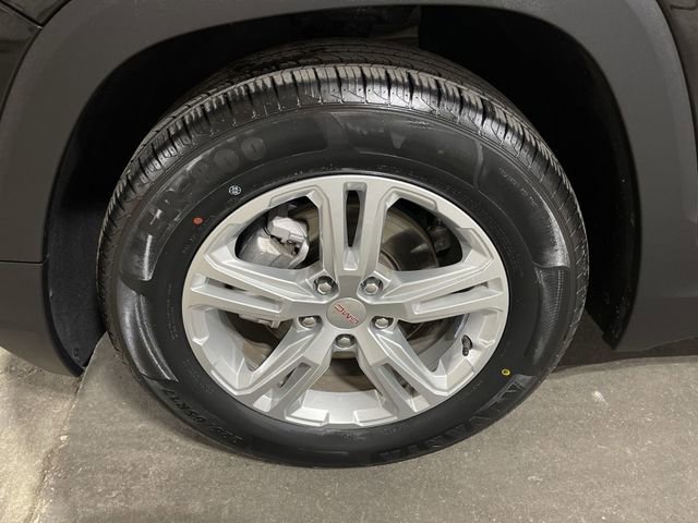 Used 2024 GMC Terrain SLE image 22