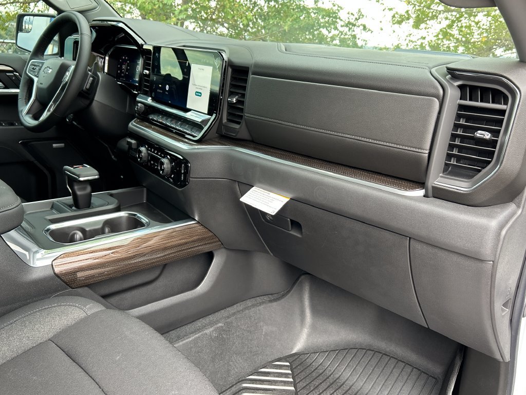 New 2026 Chevrolet Silverado 1500 LT Trail Boss w/ Convenience Package II AWD/4WD image 8
