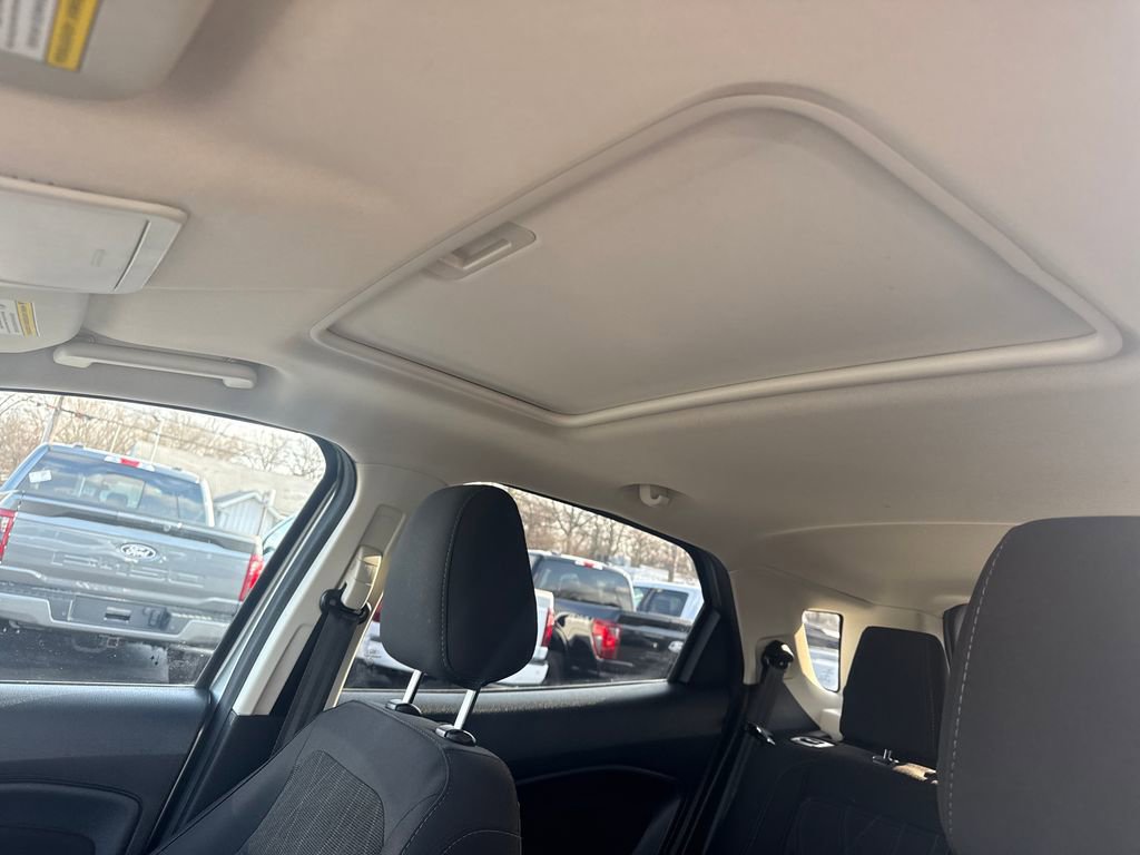 Used 2021 Ford EcoSport SE w/ SE Convenience Package image 25