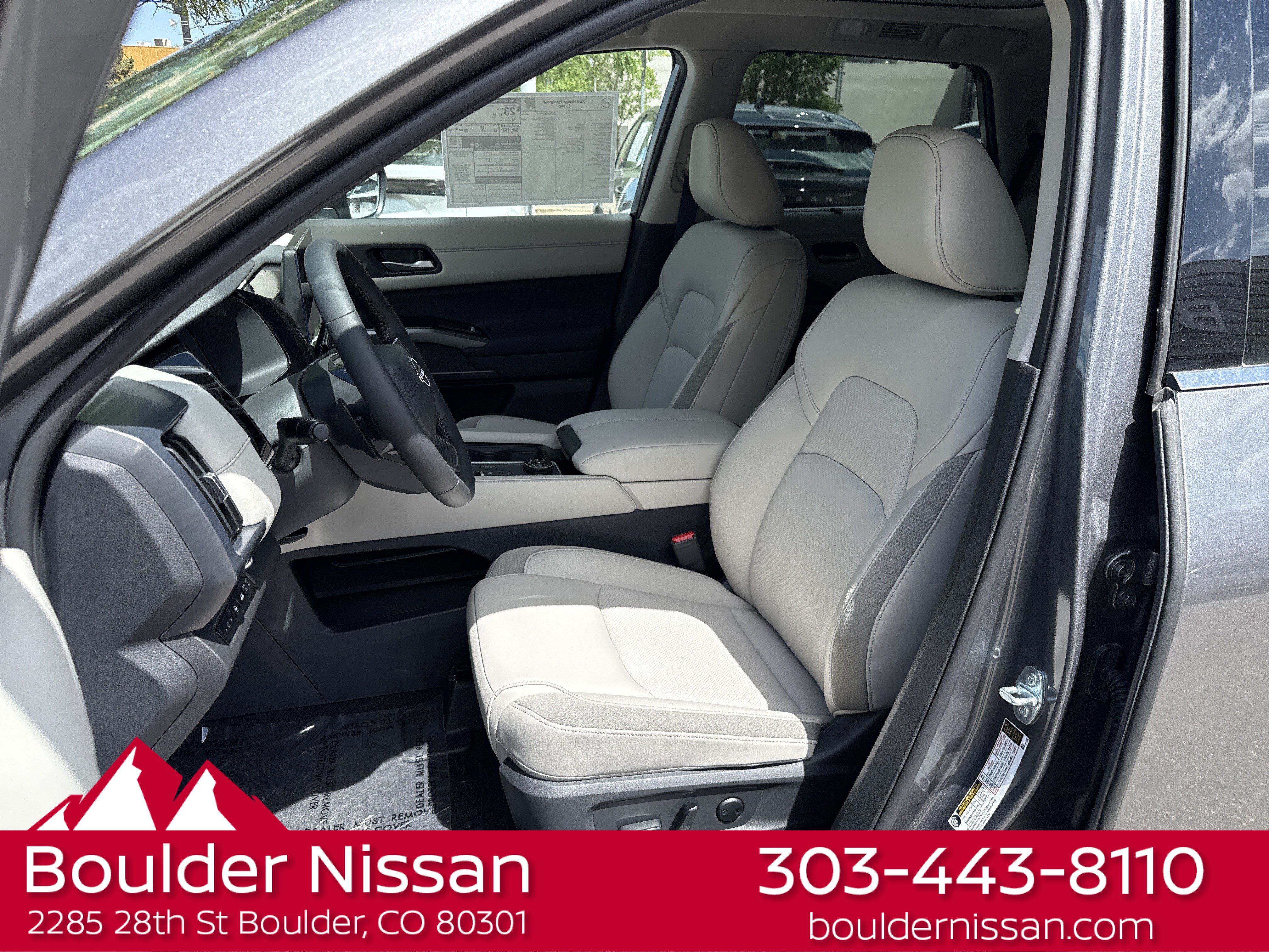 New 2026 Nissan Pathfinder SL w/ SL Premium Package AWD/4WD image 18