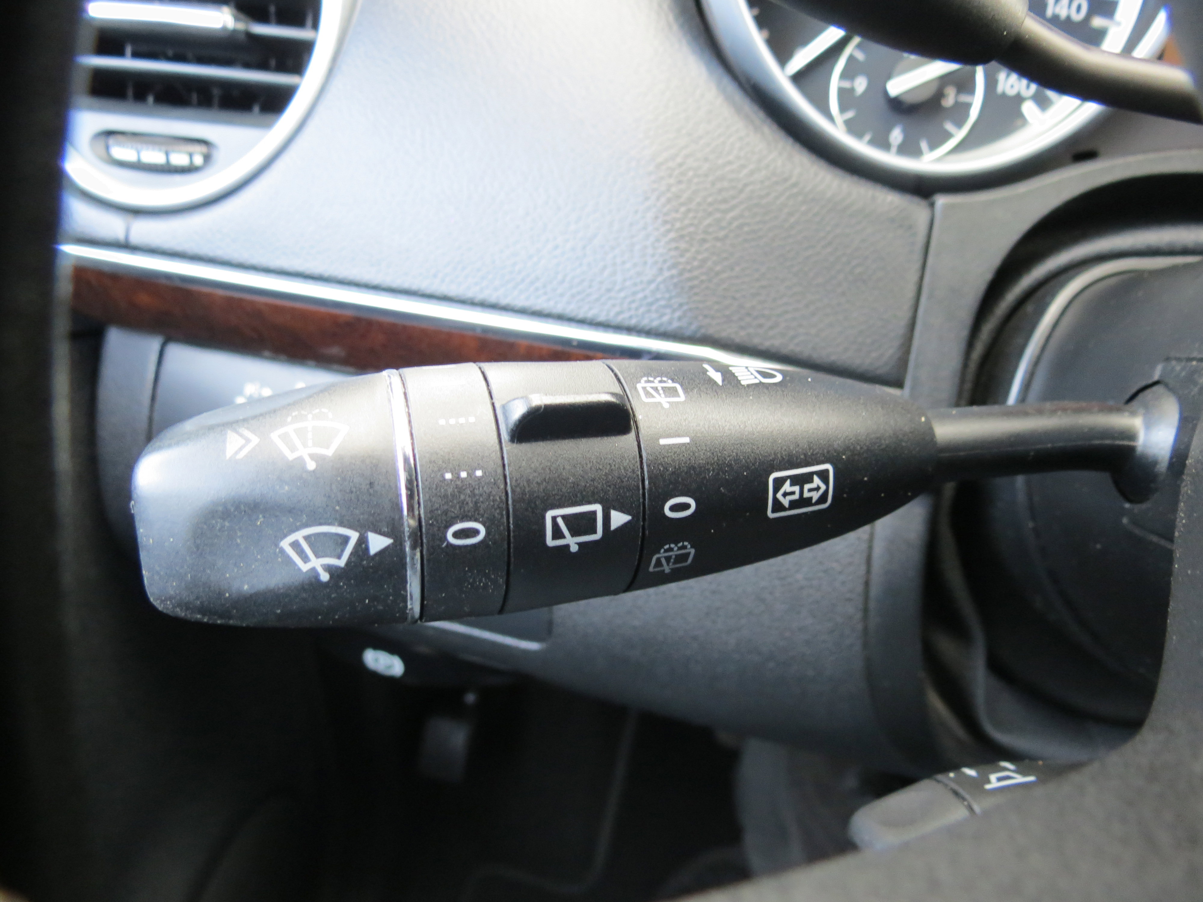 Used 2010 Mercedes-Benz GL 450 4MATIC image 15