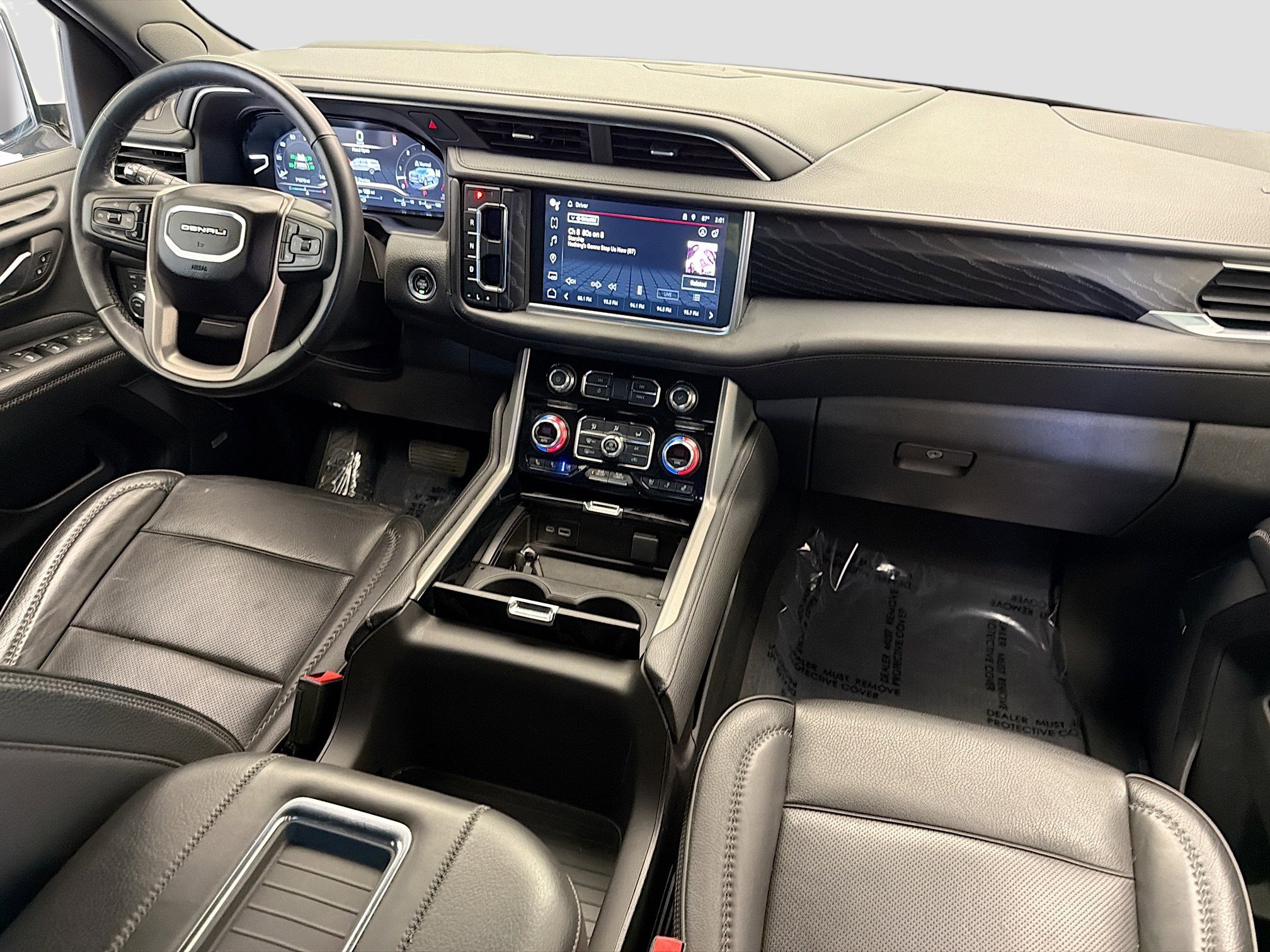 Used 2023 GMC Yukon Denali AWD/4WD image 12