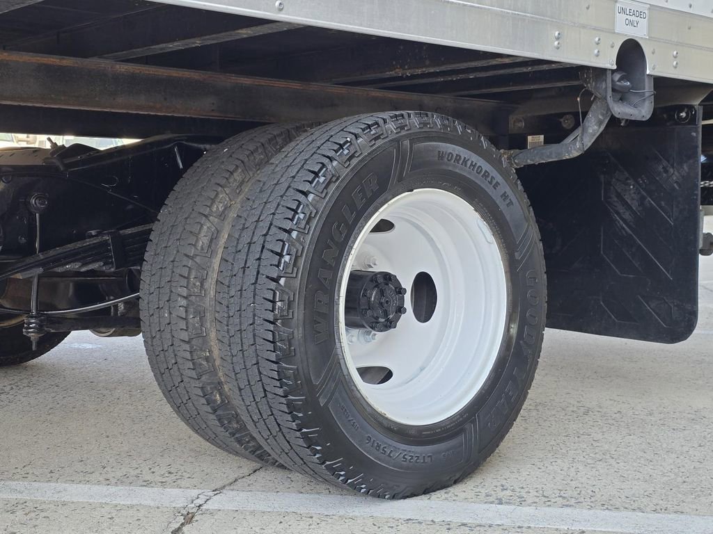 Used 2021 Ford E-450 and Econoline 450 Super Duty w/ Power Windows & Locks Group image 11