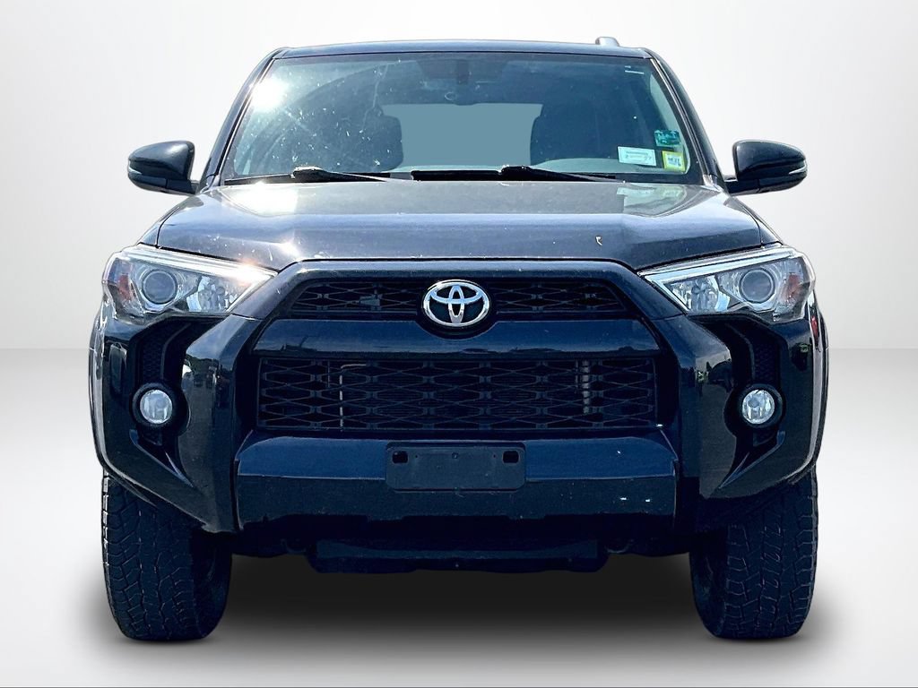Used 2017 Toyota 4Runner SR5 Premium AWD/4WD image 3