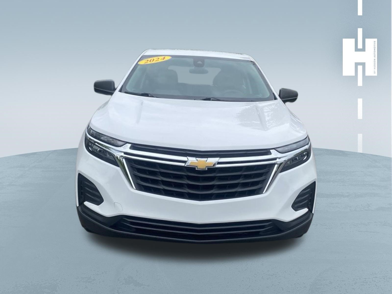 Used 2024 Chevrolet Equinox LS FWD image 3
