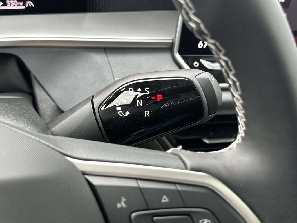 New 2026 Volkswagen Tiguan SE AWD/4WD image 19