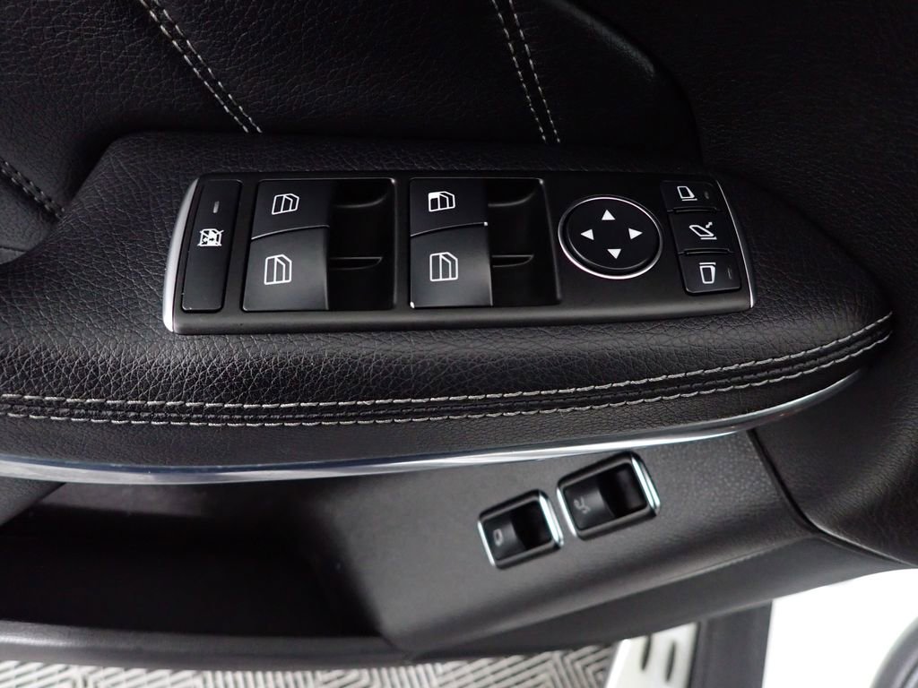 Used 2014 Mercedes-Benz GL 450 4MATIC image 25