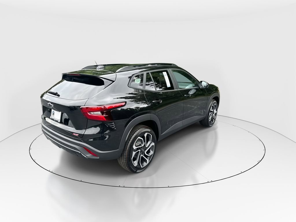 New 2026 Chevrolet Trax RS w/ Driver Confidence Package FWD image 8