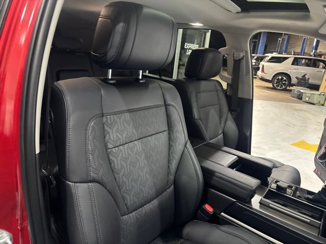 Used 2024 Toyota Sequoia SR5 w/ SR5 Premium Package AWD/4WD image 41
