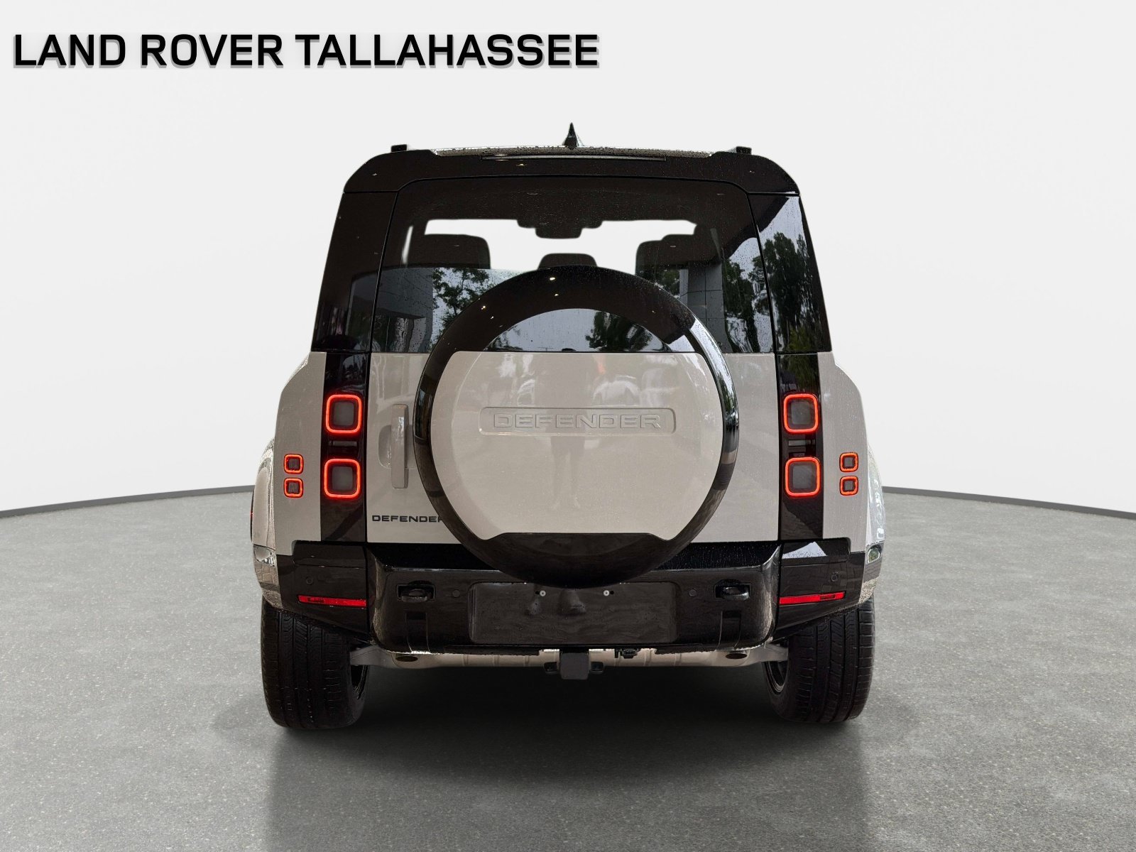 New 2026 Land Rover Defender 110 X-Dynamic SE AWD/4WD image 6