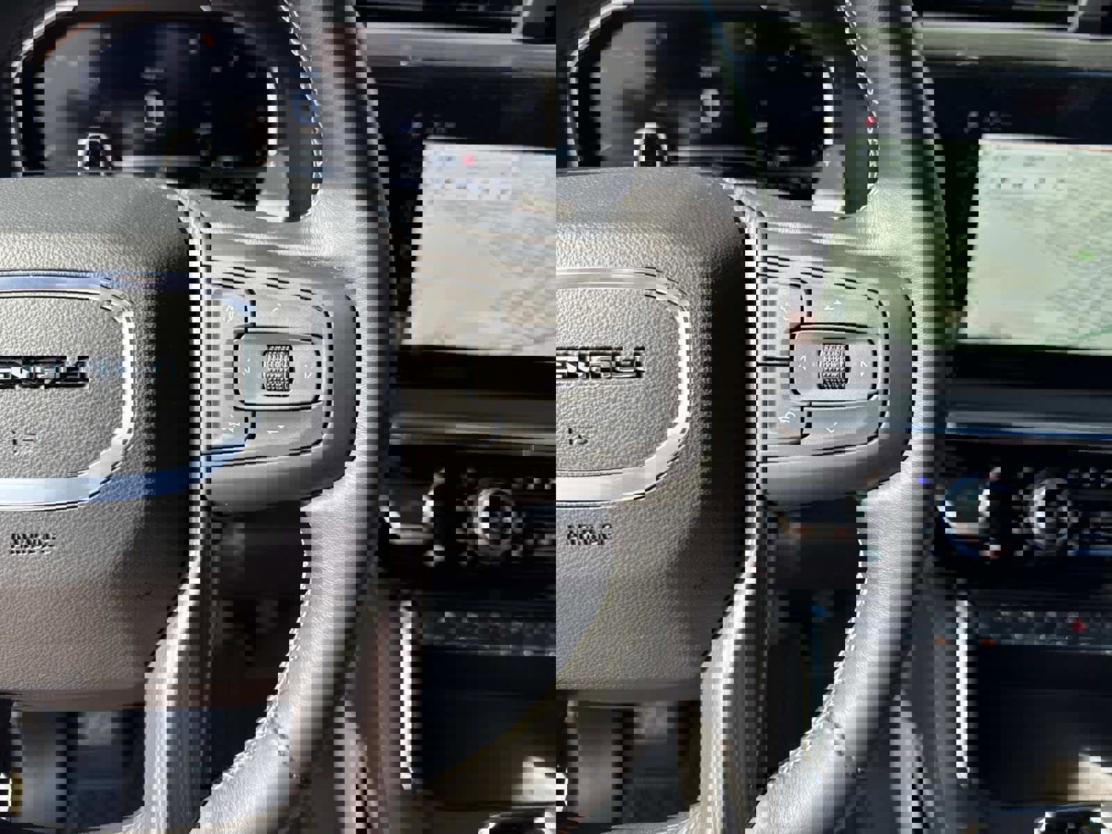 Used 2025 GMC Sierra 1500 Denali Ultimate image 39