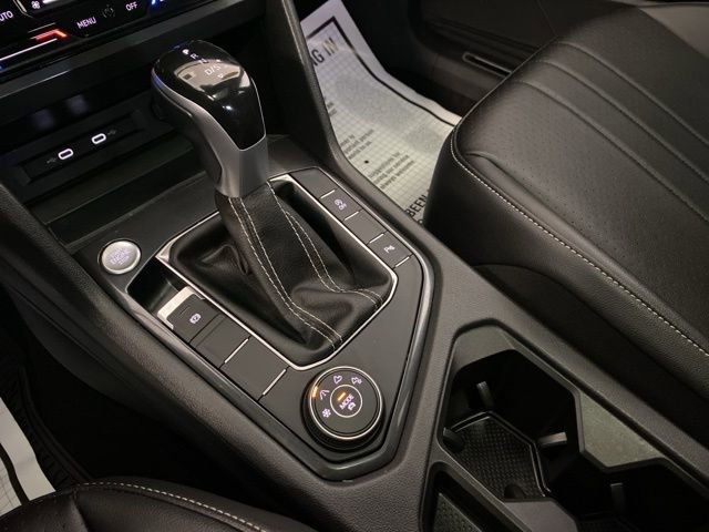 Used 2023 Volkswagen Tiguan SE R-Line image 20