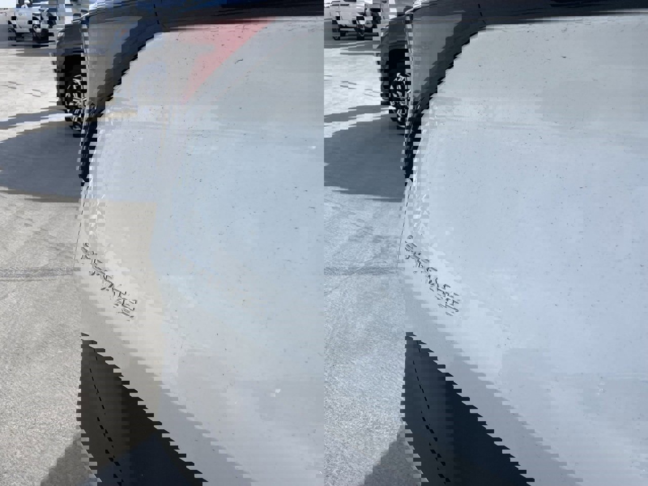 Used 2024 Kia Sportage LX image 5