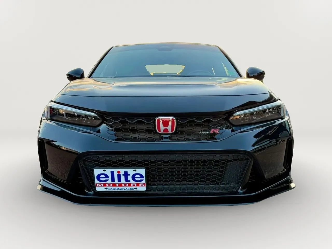Used 2023 Honda Civic Type R image 2
