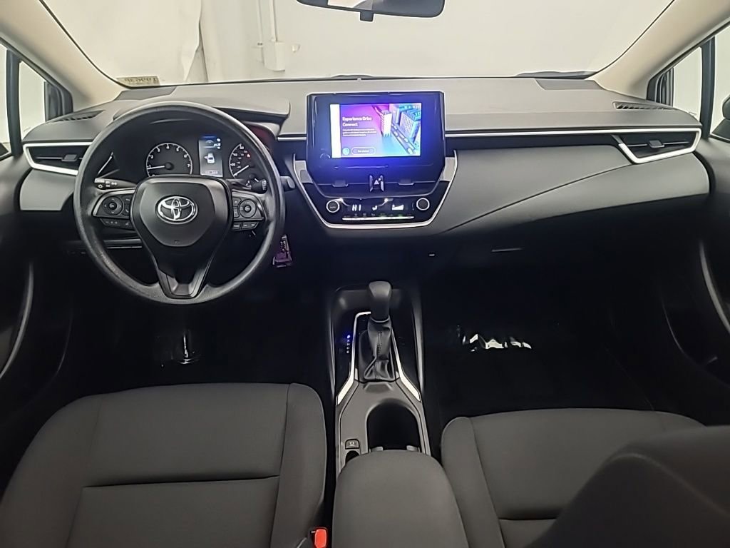 Used 2025 Toyota Corolla LE image 22
