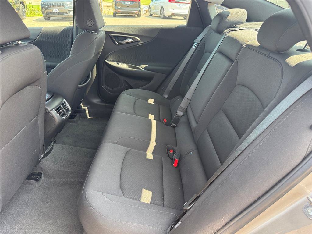 Used 2024 Chevrolet Malibu LT FWD image 8