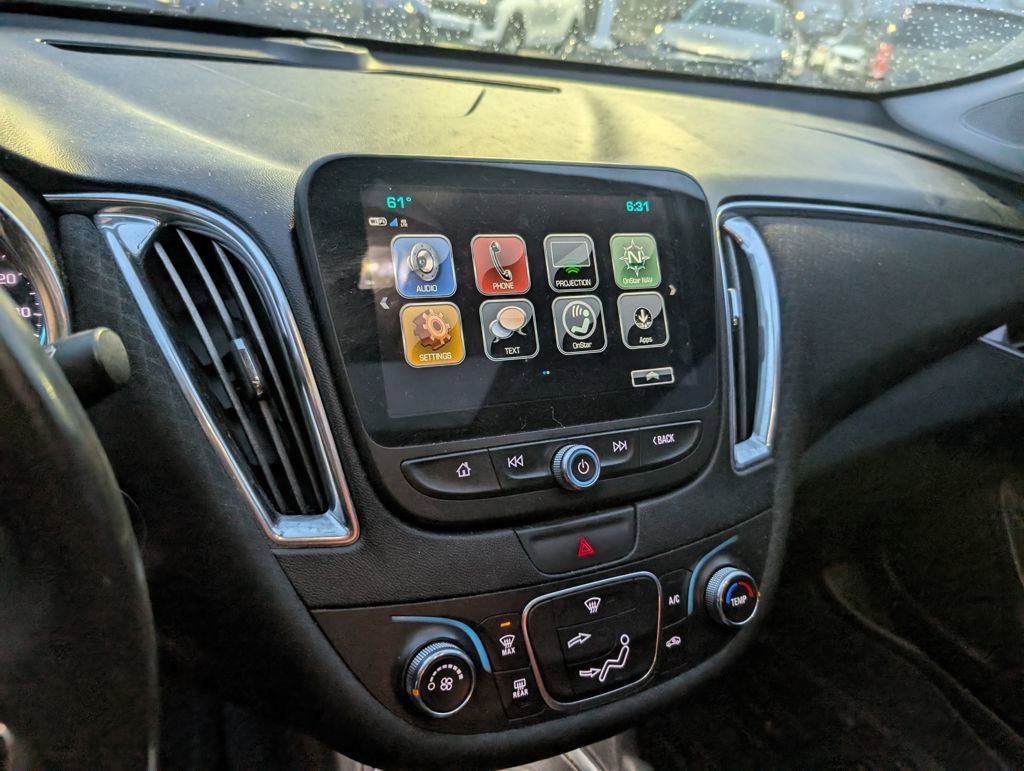 Used 2018 Chevrolet Malibu LT w/ Redline Edition image 20