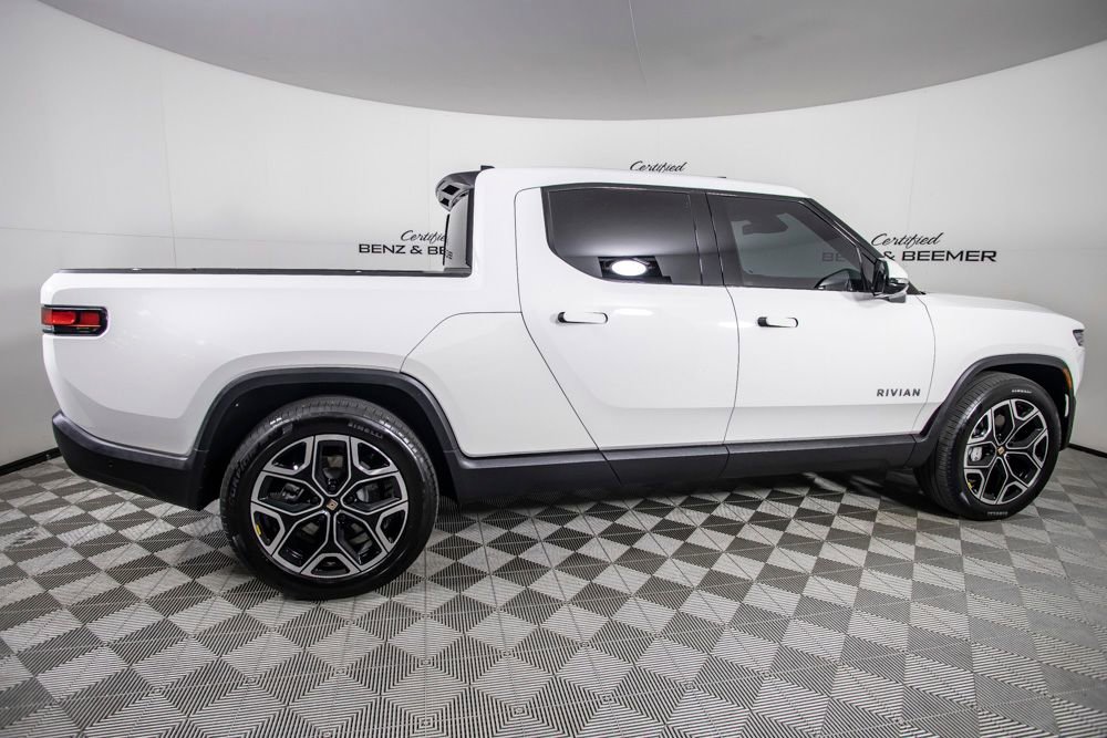 Used 2025 Rivian R1T Adventure AWD/4WD image 4