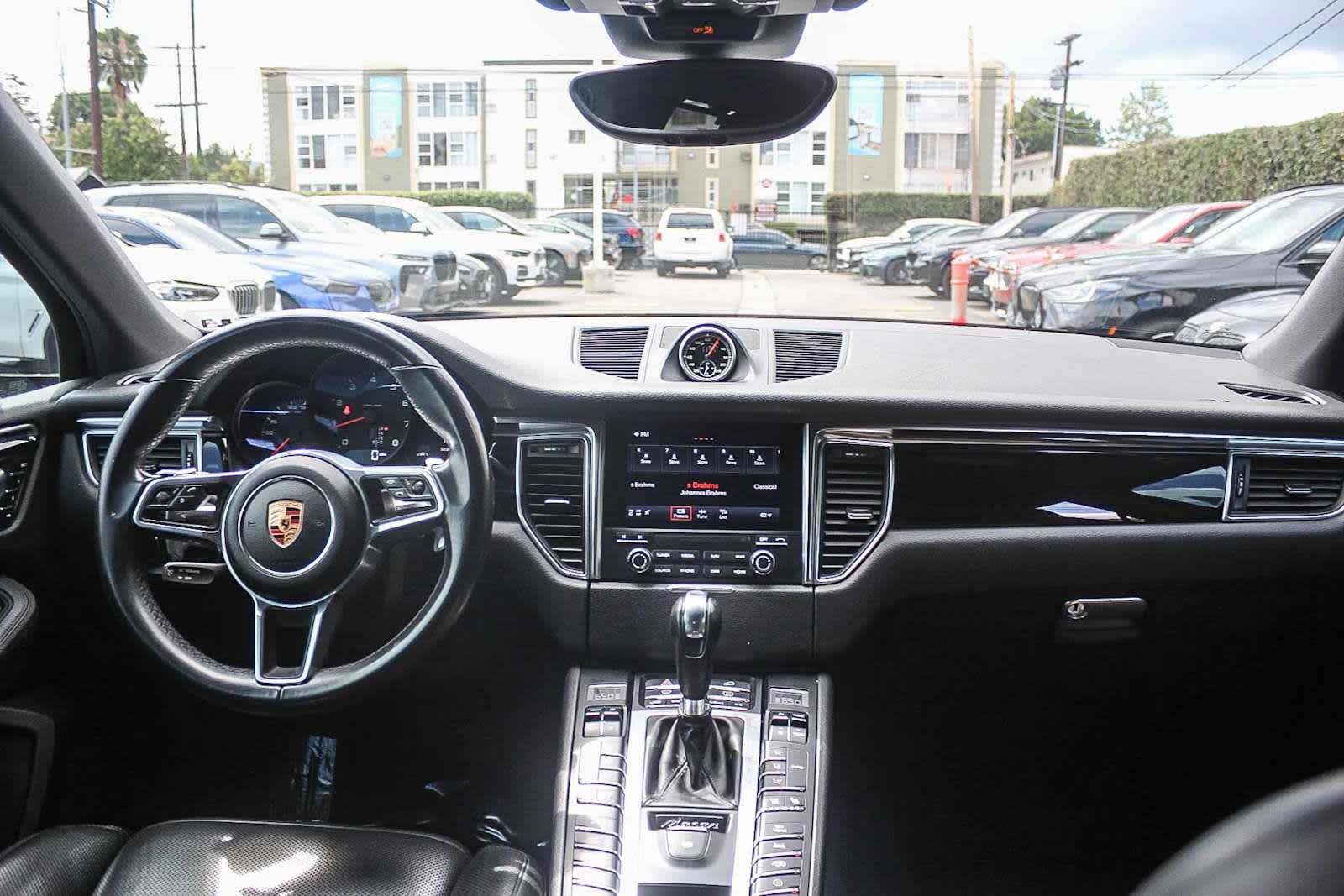 Used 2018 Porsche Macan Sport Edition AWD/4WD image 12