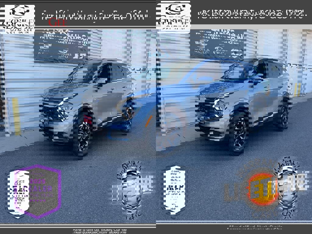 New 2025 Kia Sportage LX image 1