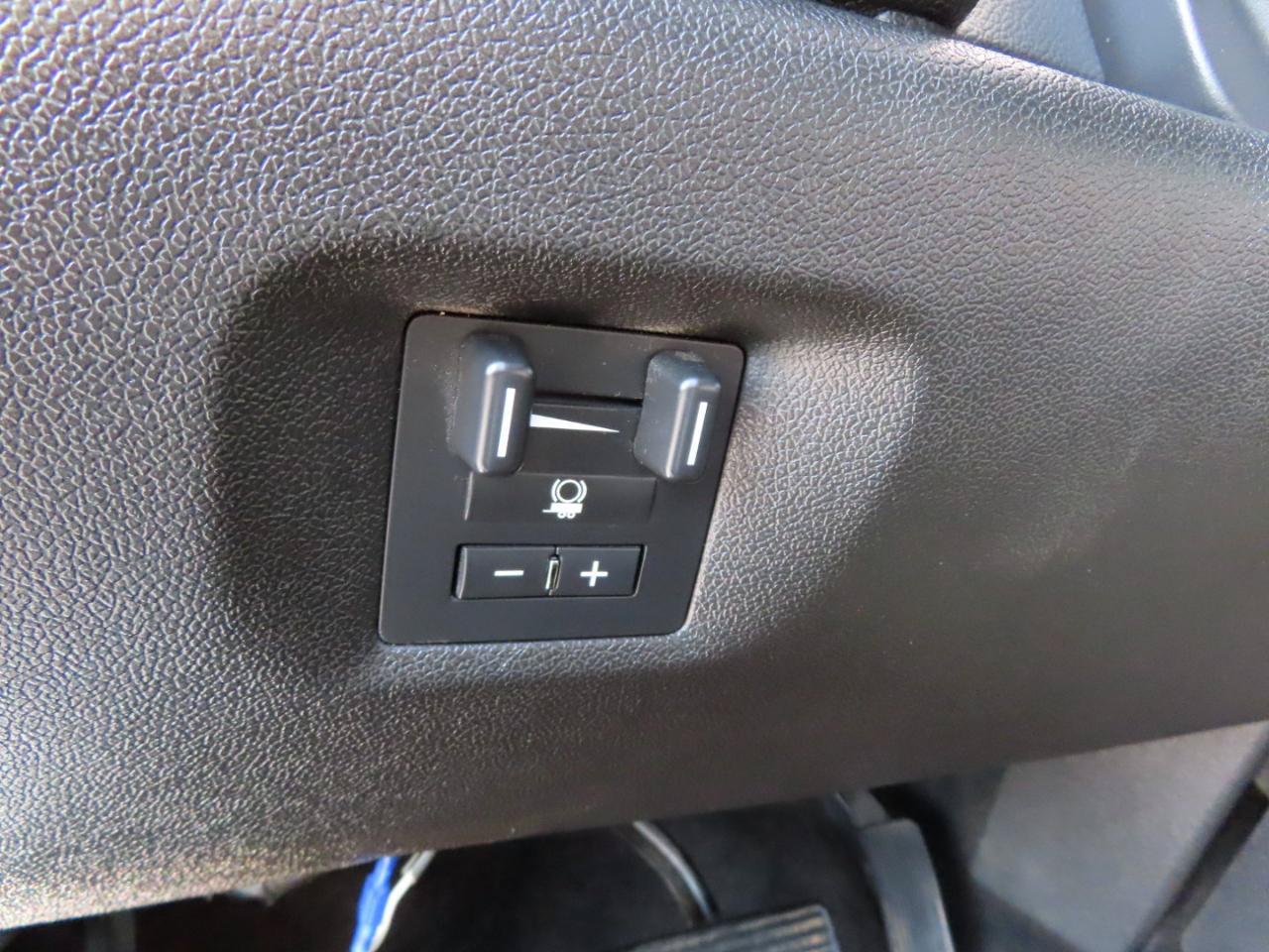 Used 2014 Chevrolet Silverado 3500 LTZ w/ LTZ Plus Package AWD/4WD image 26