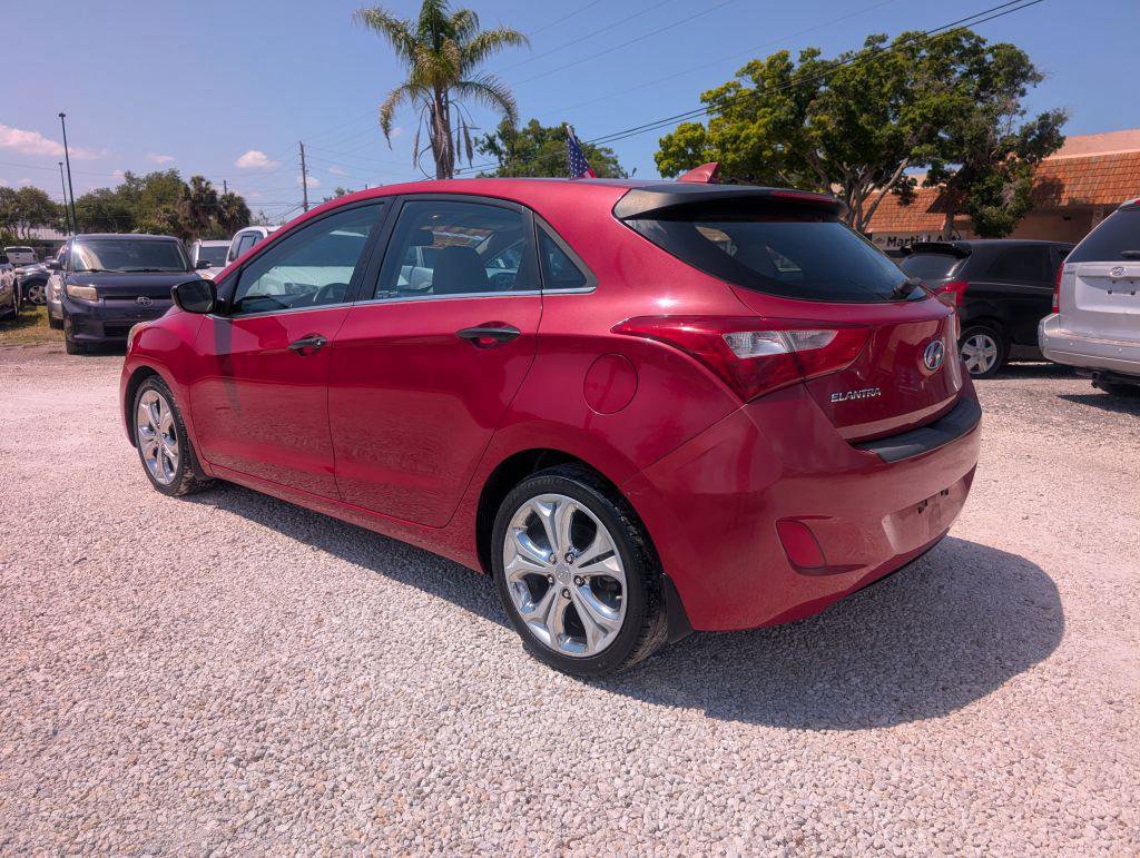 Used 2013 Hyundai Elantra GT w/ Touch & Go Pkg FWD image 7