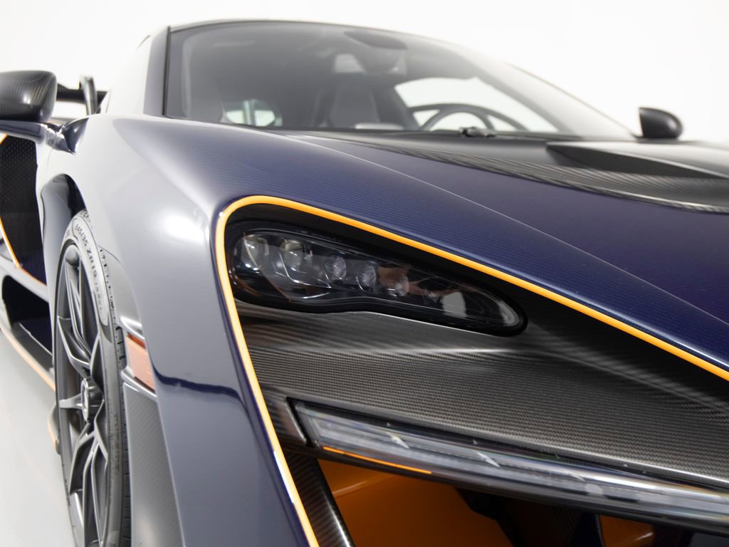 Used 2019 McLaren Senna image 86
