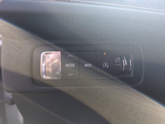 New 2026 Chevrolet Traverse Z71 w/ Driver Confidence Package image 32