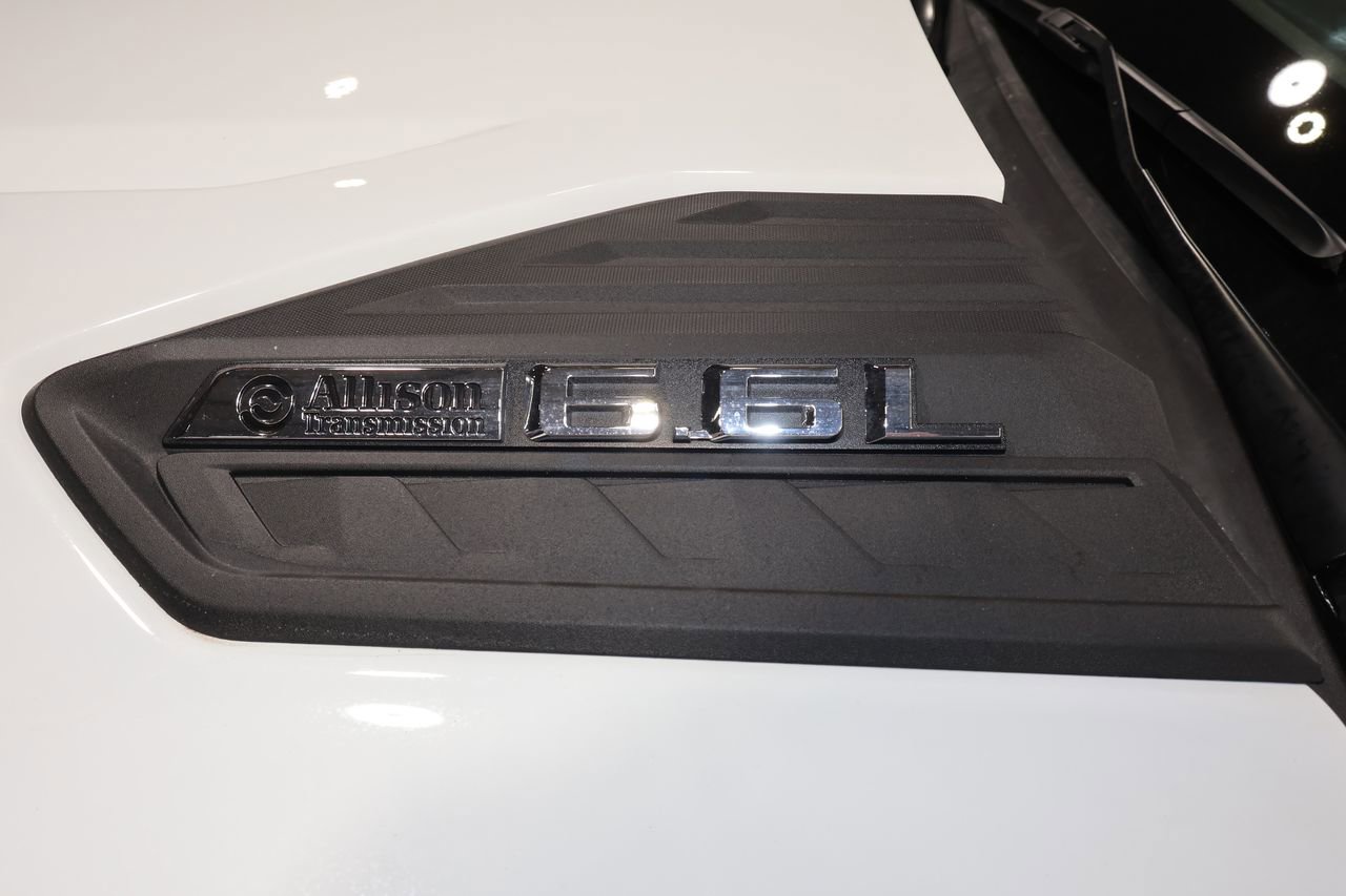 Certified 2025 Chevrolet Silverado 2500 LT w/ Convenience Package image 34