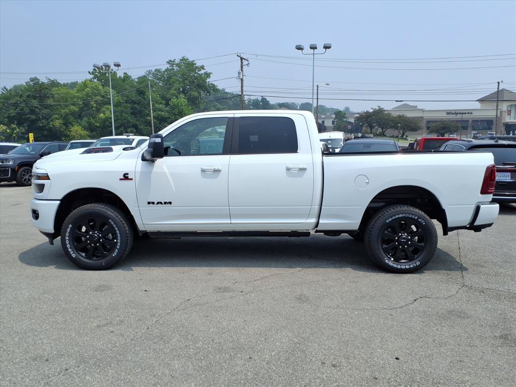 New 2026 RAM 2500 Laramie AWD/4WD image 7