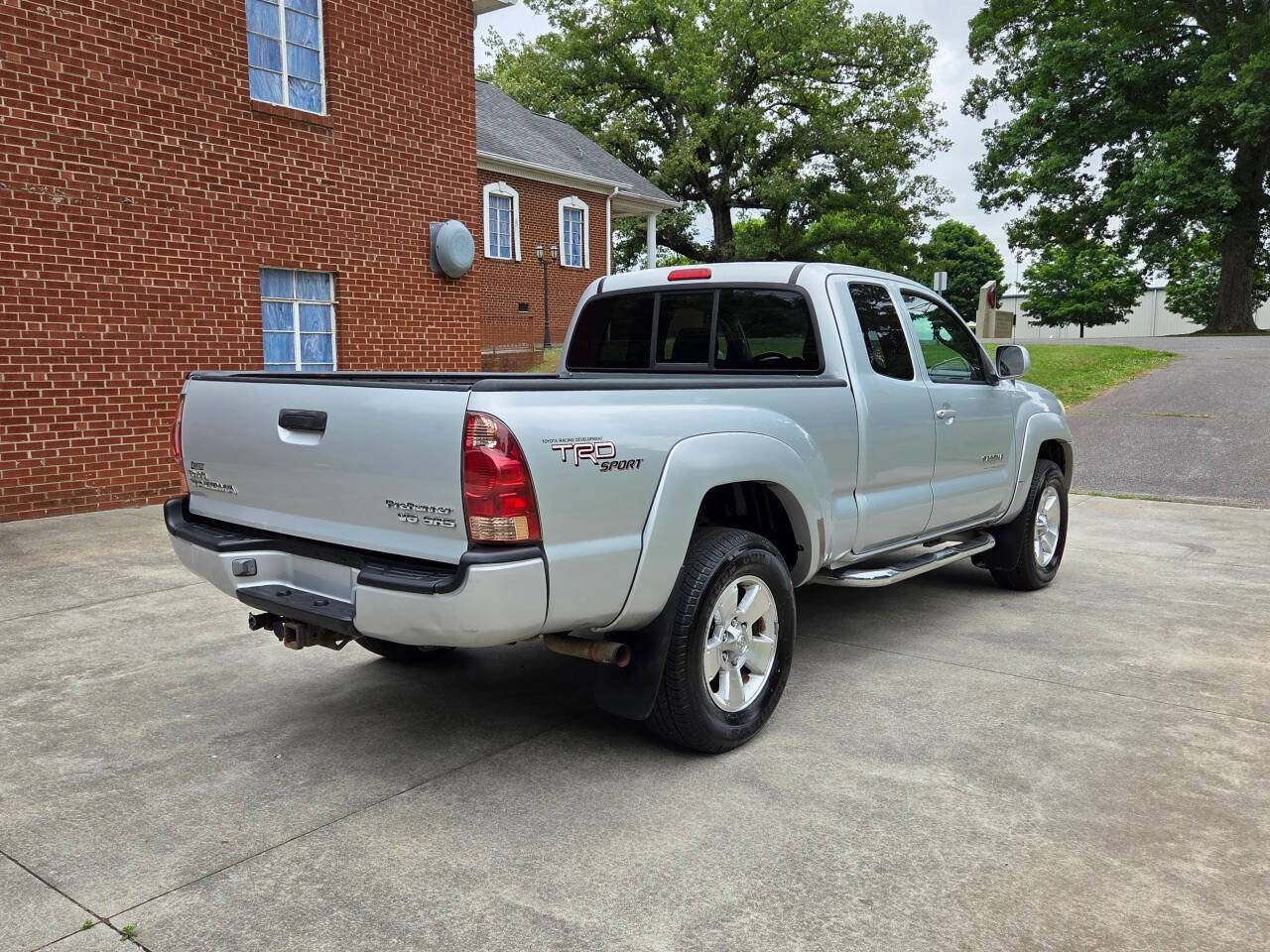 Used 2005 Toyota Tacoma PreRunner RWD image 6