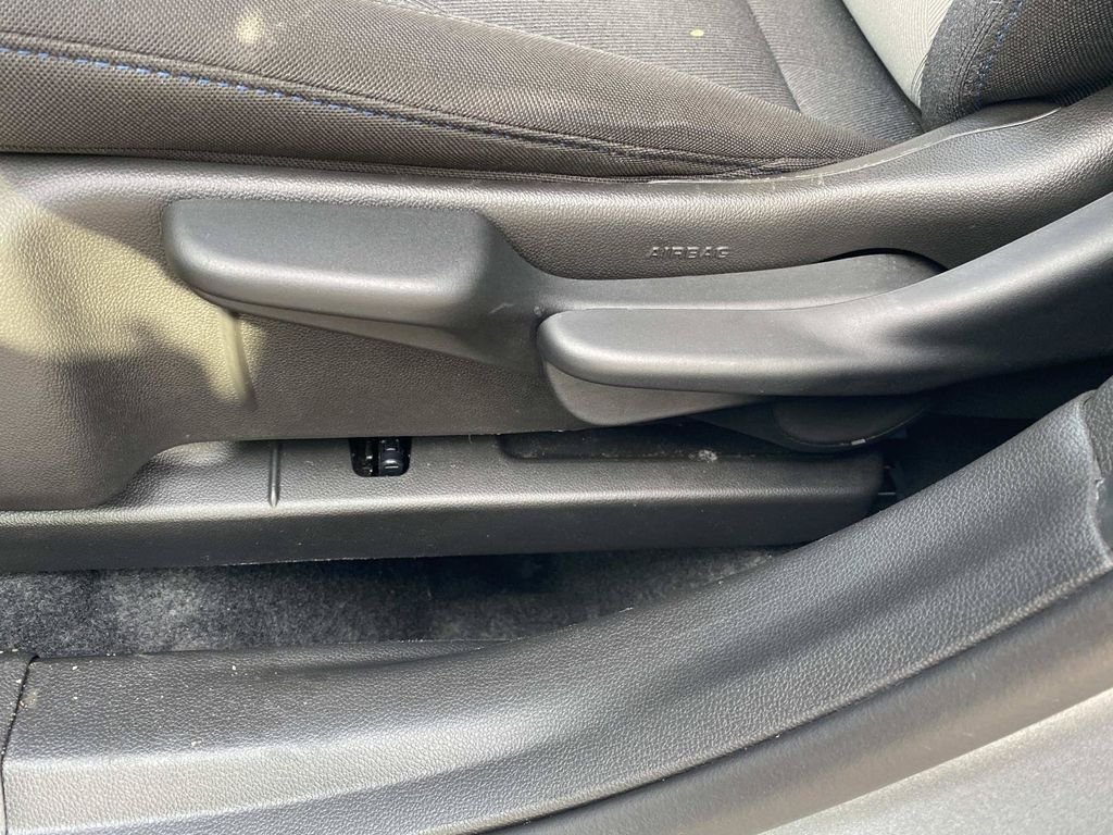Used 2026 Chevrolet Trax LS FWD image 19