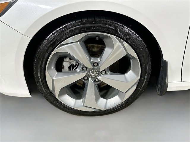 Certified 2018 Honda Accord Touring image 14