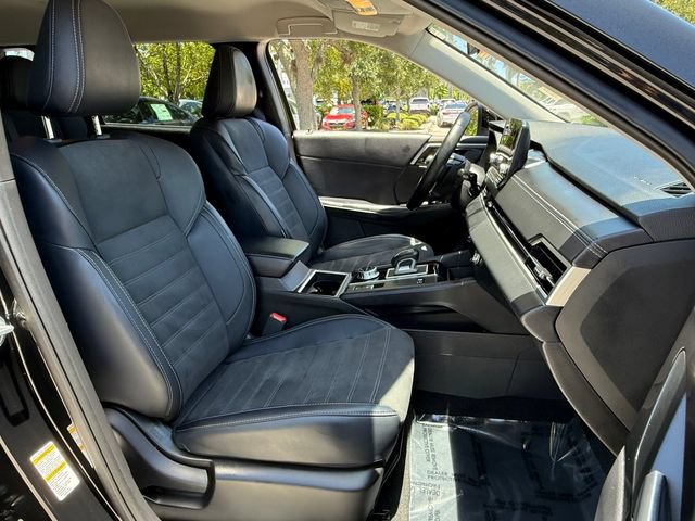 Used 2024 Mitsubishi Outlander SE AWD/4WD image 19