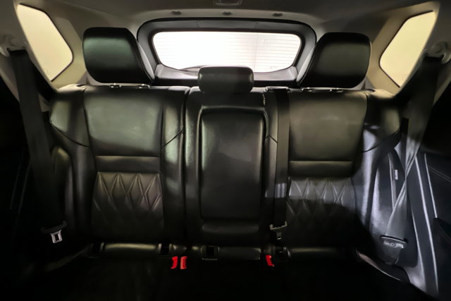 Used 2023 Nissan Rogue Platinum image 25