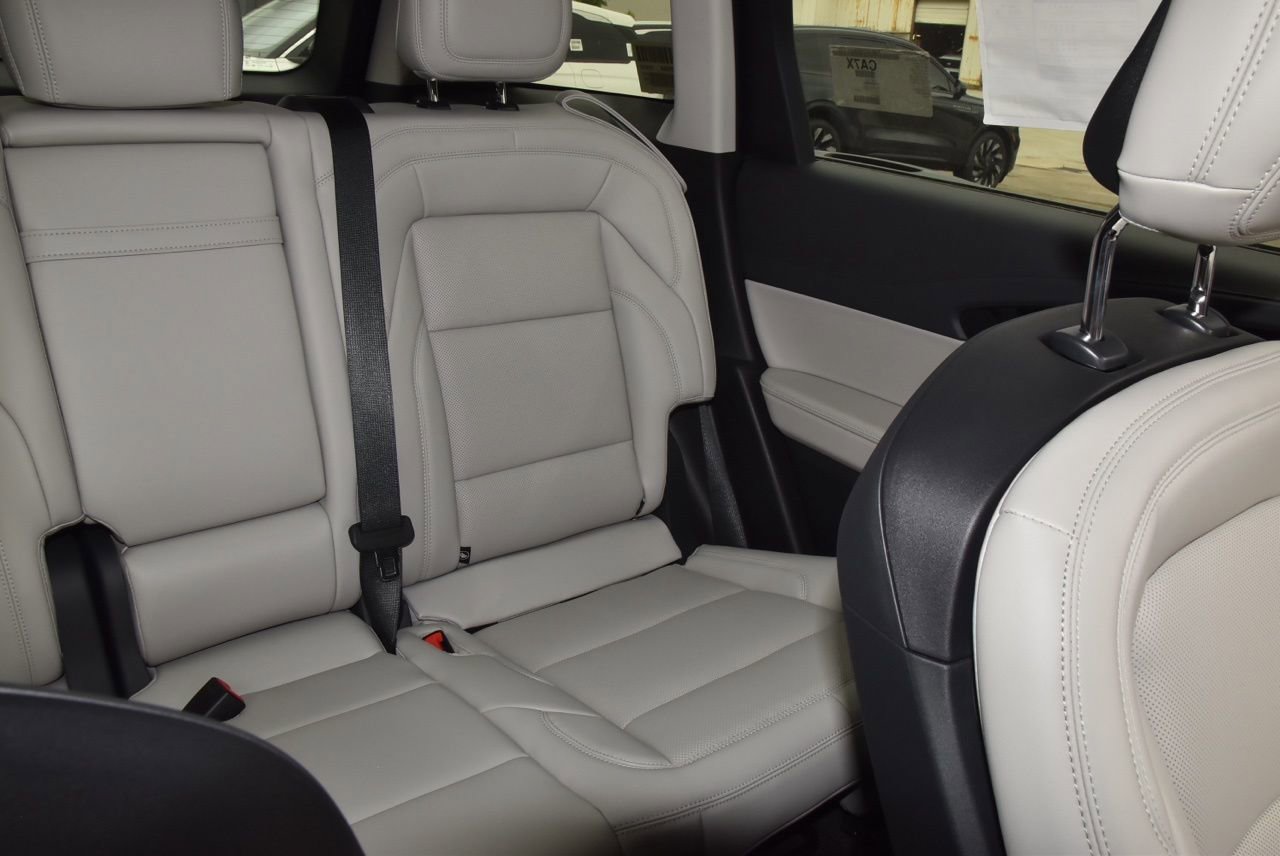 New 2026 Lincoln Nautilus Premier AWD/4WD image 28
