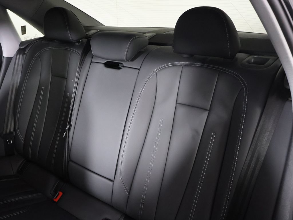 Used 2023 Audi A4 2.0T Premium w/ Convenience Package AWD/4WD image 30